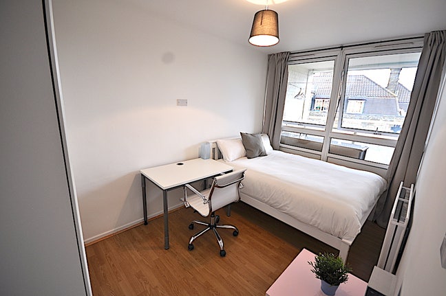 All Bills Included Double Rooms 2 Baths in NW1 4DH Main Photo