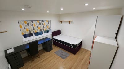 Modern Double Room  Main Photo