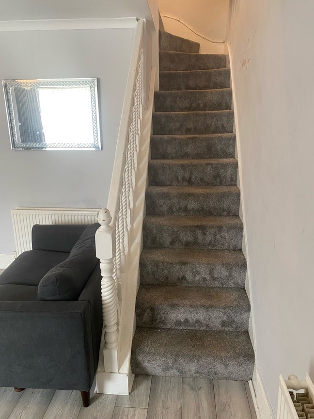 Single room available  Main Photo