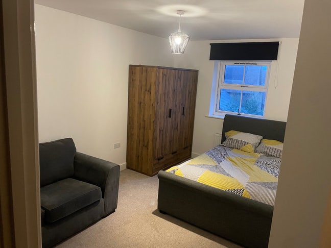 Double furnished bedroom  Main Photo