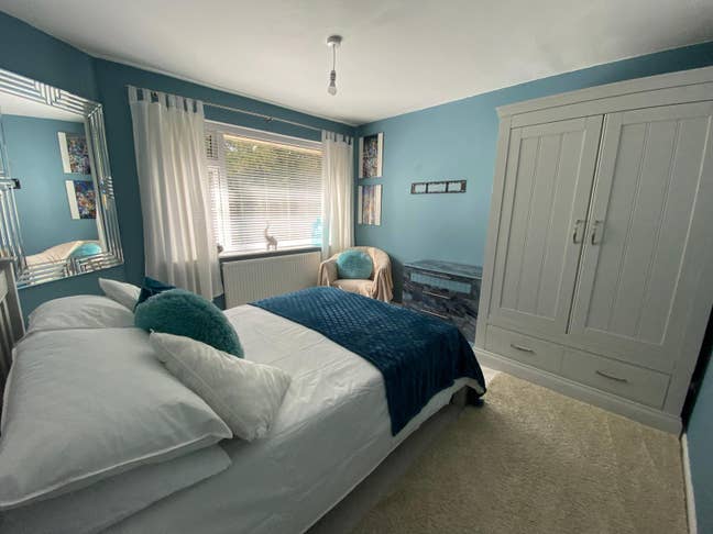Cosy Room Near Train & Motorway Main Photo