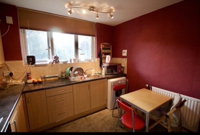Bright rooms located Barbican Angel area N1  Main Photo