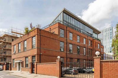 Studio Flat in Converted Printworks Main Photo