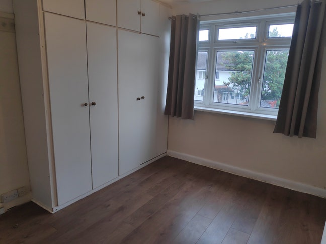Double Bedroom with Own Separate Bathroom Main Photo