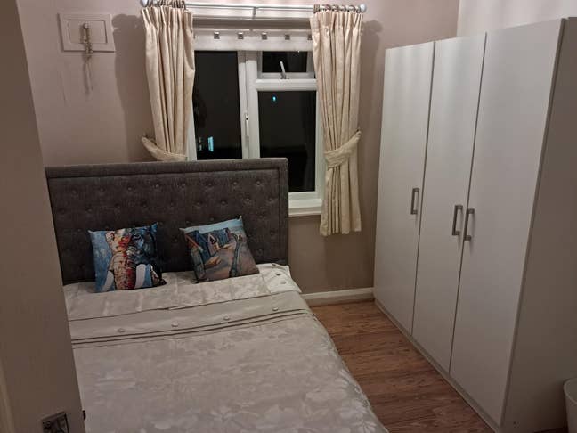 Nice Double in Friendly House Main Photo