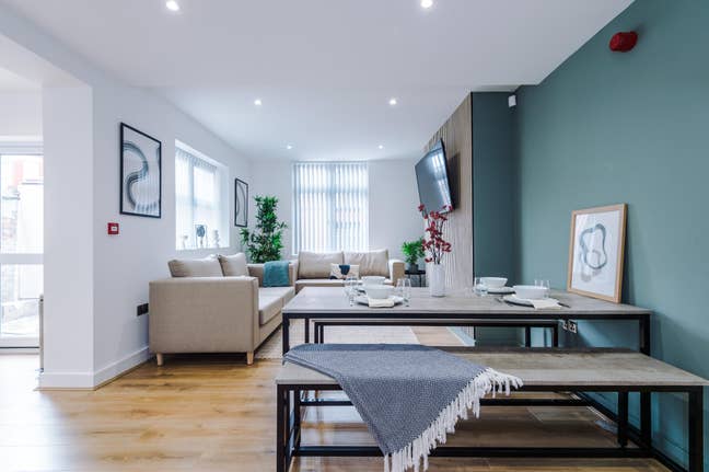 62WR One Of A Kind Boutique Co Living in Aigburth Main Photo