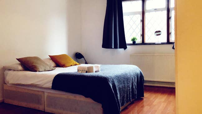 Next to Shoreditch /Bricklane Zone 2 Main Photo