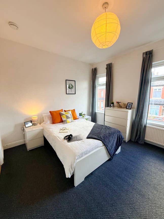 Salford Uni Houseshare 🙌 25/26! Main Photo