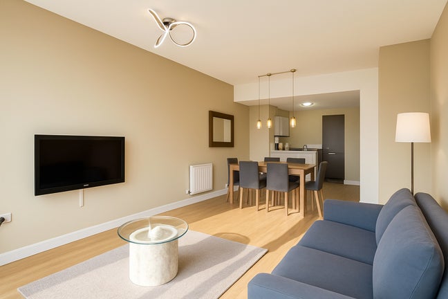 Beautiful 2bed 2bath Flat in Devons Road Main Photo