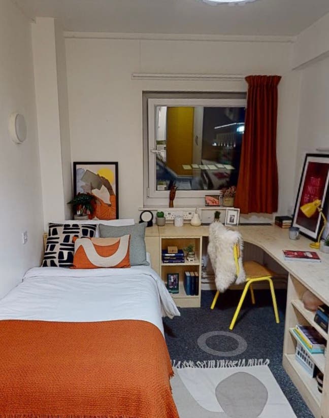  Birmingham City Center Ensuite Student Accom Main Photo