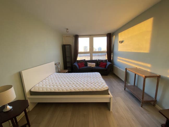 2 Double Rooms in Battersea av. from October!! Main Photo