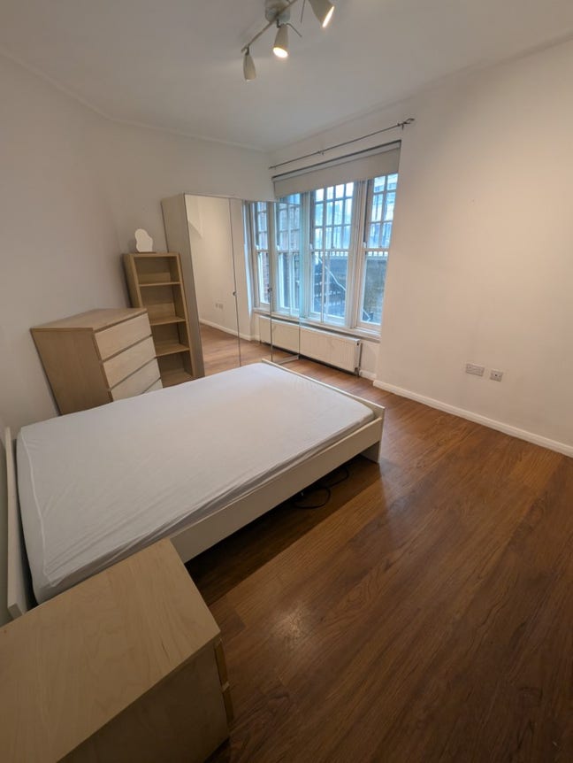 Newly Refurbished 3 Double Bedroom Flat- Shadwell Main Photo