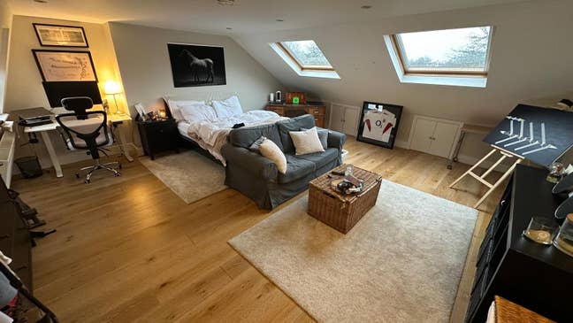 Huge room in Earlsfield social house  Main Photo