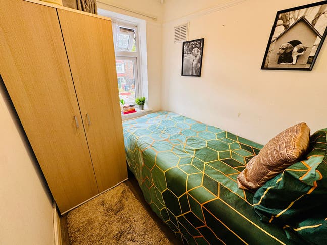 🏠 Affordable Single Room in Park Royal – Zone 3	 Main Photo