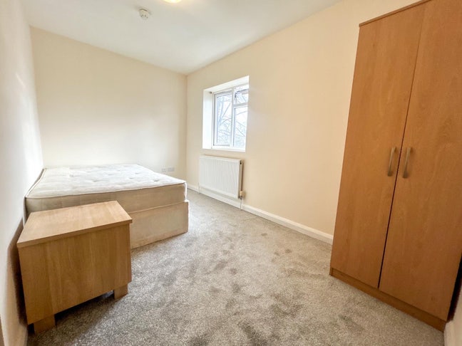 Furnished Double Room To Let Close To Town Centre Main Photo