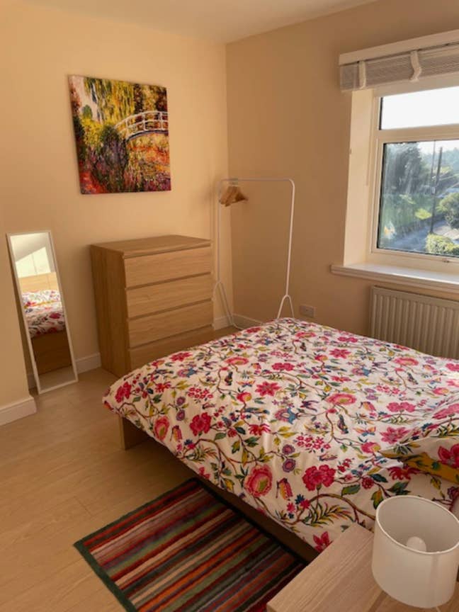 Sunny Double Room Available Now Main Photo