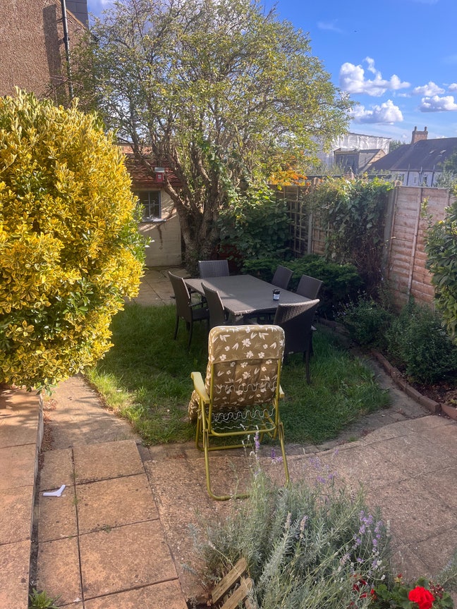 Tooting Bec double with garden Main Photo
