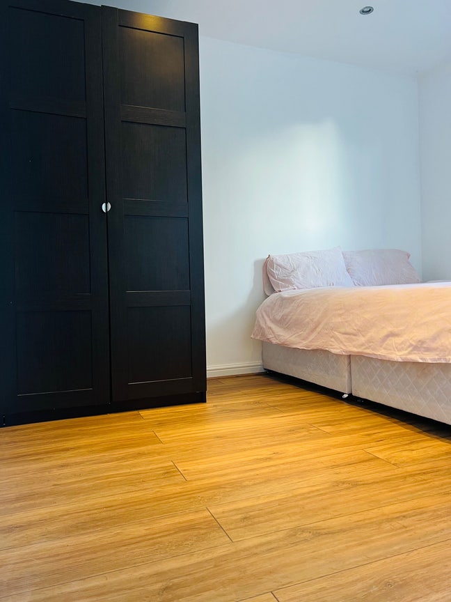 Double Room (Available NOW) Main Photo