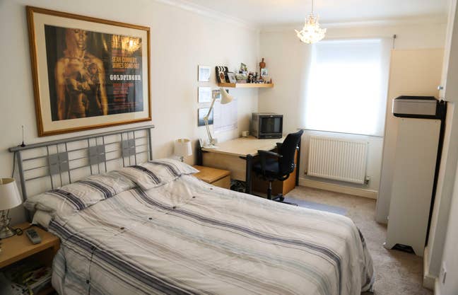Clean, Tidy, Ground Floor Double Room with EnSuite Main Photo