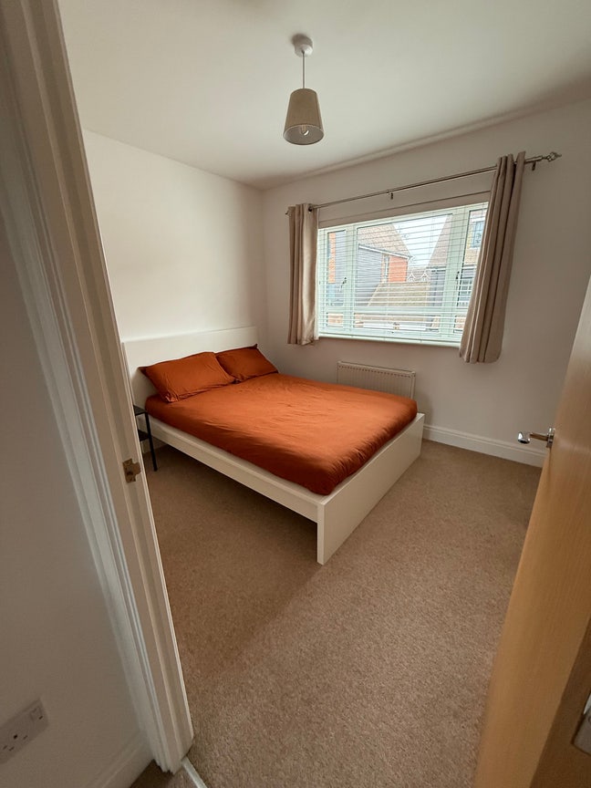 Single room with private bathroom  Main Photo