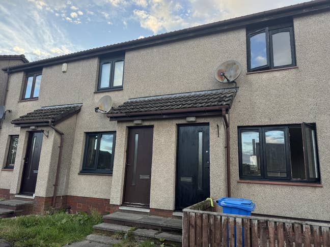 Crosshill Whole Property to Let Main Photo