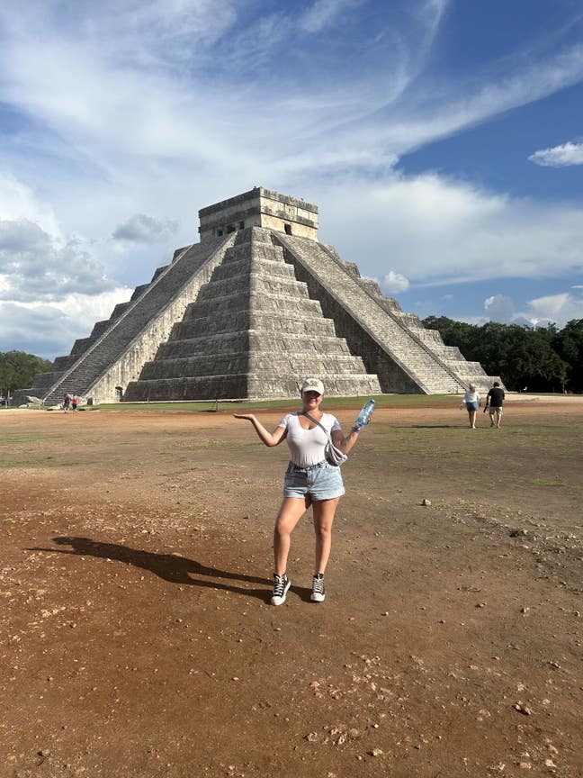 Hi! I’m a 30-year-old female looking for a ... Main Photo