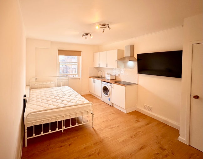  All Bills Incl Studio in Paddington/Hyde Park Main Photo