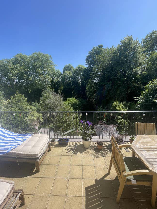 Studio flat in Highgate available over weekends  Main Photo