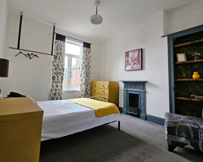 Double rooms 1st month 1/2 price  Main Photo