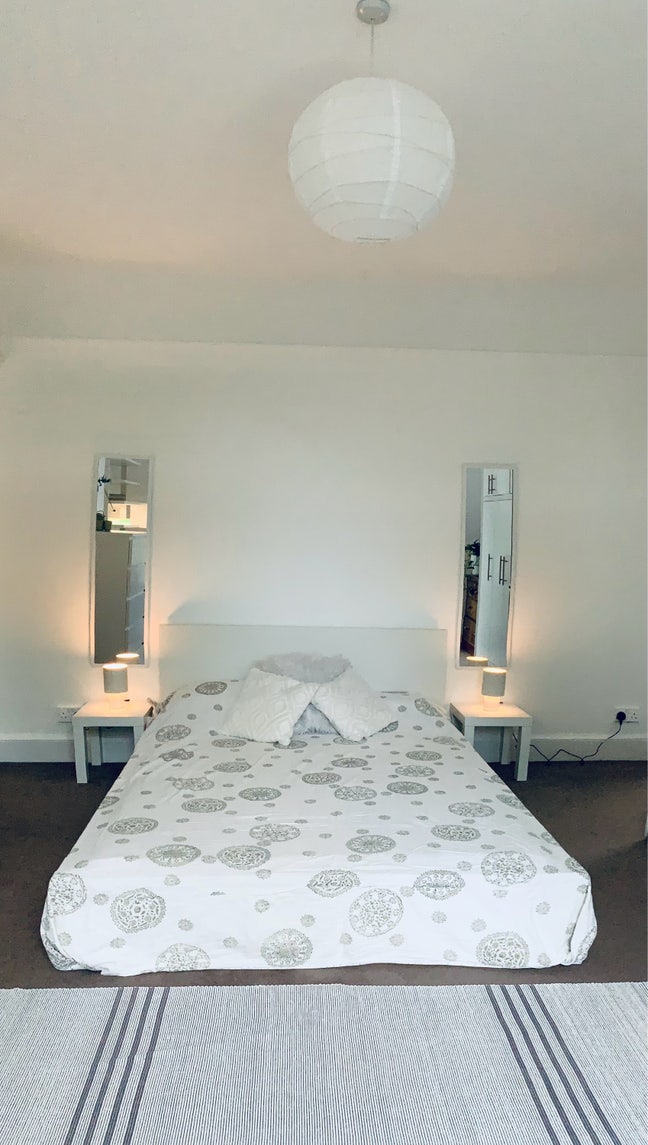A beautiful, light spacious double room for 1  Main Photo