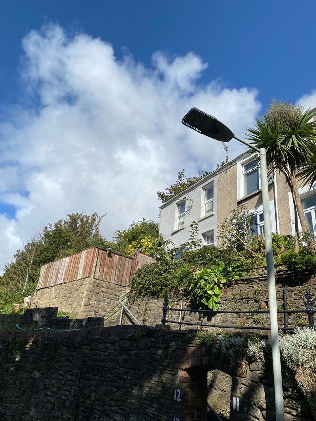 Nice Double Room available in shared girly house Main Photo