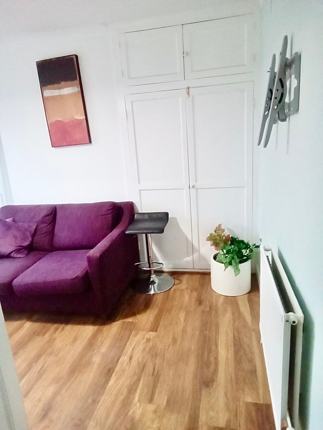 Double Room - Own Kitchen - Private Balcony Main Photo