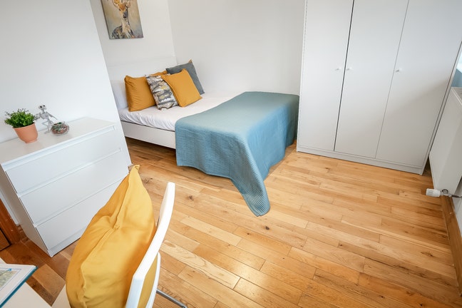 Beautiful Double Room in Luxury Flat Main Photo