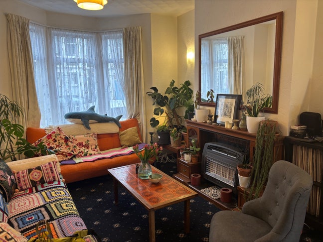 Double room to rent in lovely Southville Main Photo