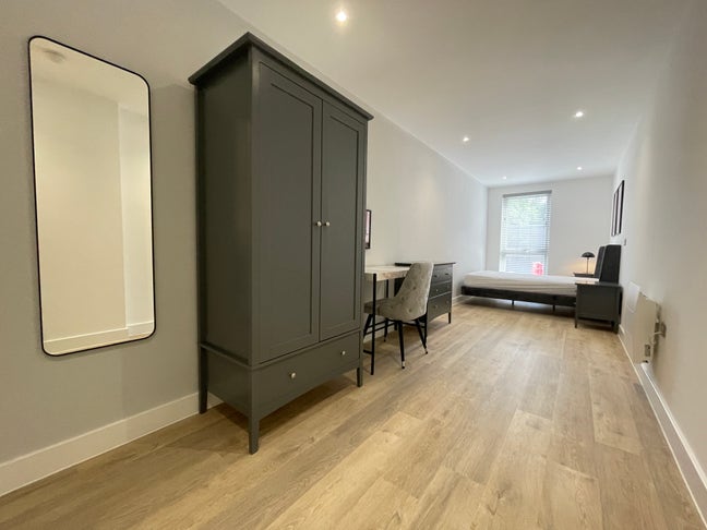🧡⭐105 Aspect Point, City Centre En-Suite Main Photo