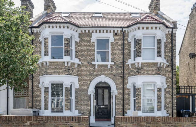 2-Bedroom Flat Available – Relocation Opportunity Main Photo
