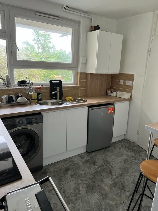 Cozy Single Room in Fulham!  Main Photo
