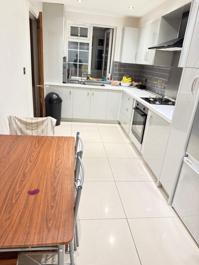 Double room for rent Main Photo