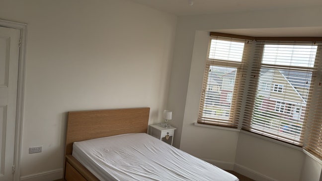 Large Double Bedroom for Rent  Main Photo