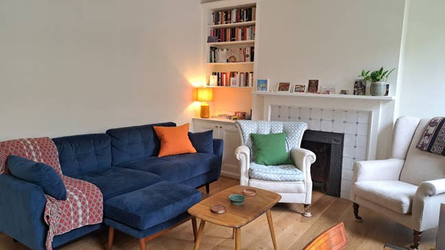 Beautiful room 5' from Kennington station Main Photo