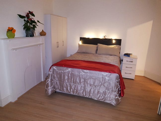 5 Double rooms in newly refurb house from £775 Main Photo