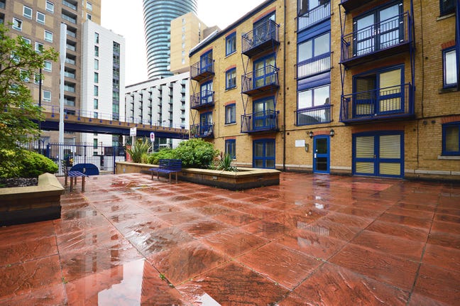 2 Bedroom Apartment - E14 Main Photo