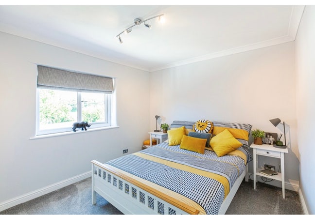 Short term let furnished double room bills inc Main Photo