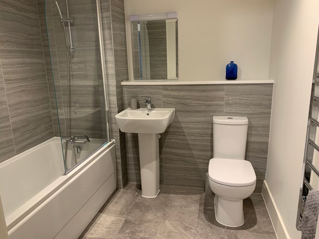  Luxury Double Room with Own En-Suite in New Build Main Photo