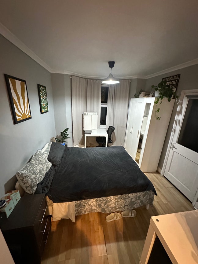 Studio Flat with Garden Main Photo