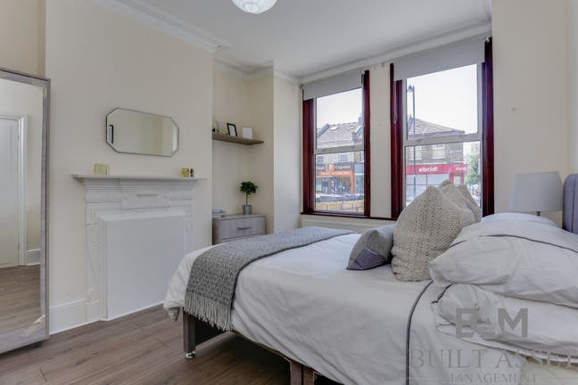 Northfields Double Bedroom Main Photo
