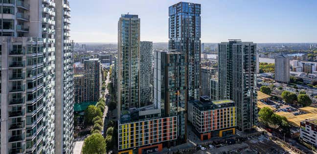 2 Rooms - Canary Wharf E14 - Close to DLR  Main Photo