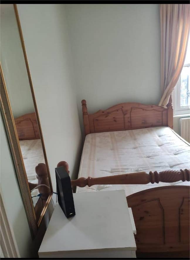 Double Room – Victorian House, Catford SE6 2Dq Main Photo