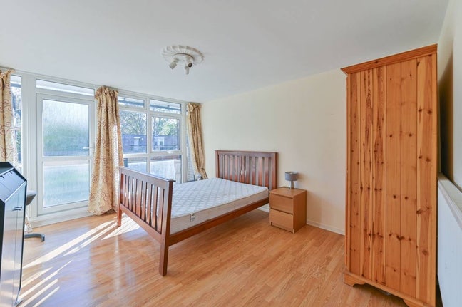 3 king sized Rooms gorgeous flat share Streatham  Main Photo