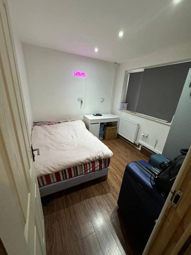Ensuite Room Near University leeds –All bills incl Main Photo